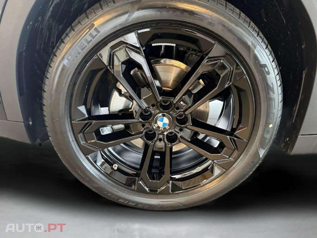 BMW iX2 eDrive20 