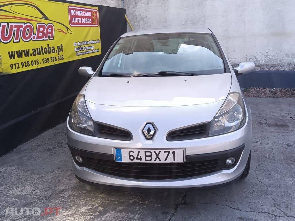 Renault Clio 1.2 SE Storia Confort