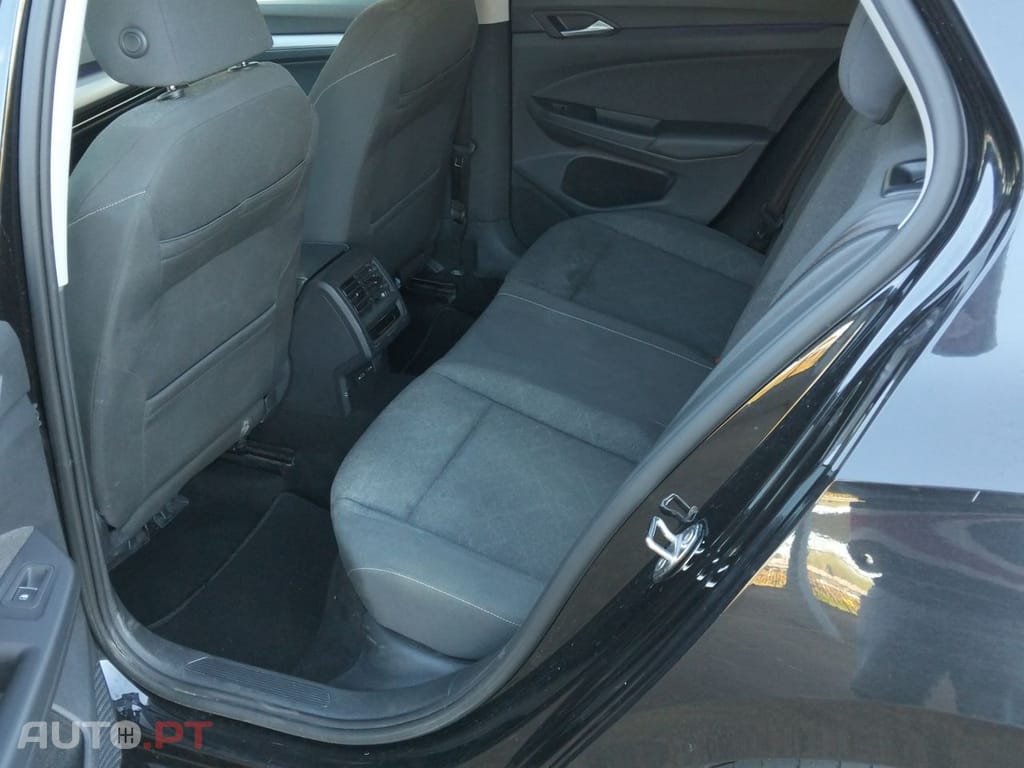 Volkswagen Golf 1.0 TSI Life