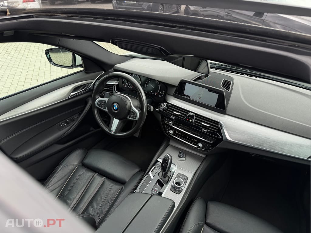 BMW 520 d Pack Desportivo M Auto