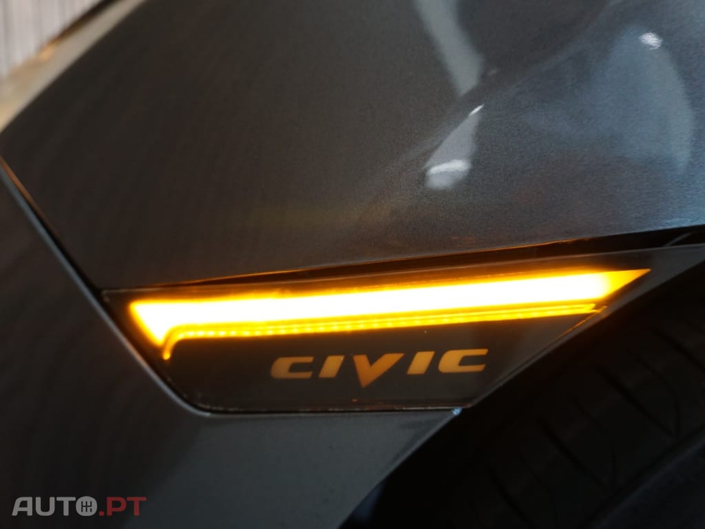 Honda Civic 1.6 i-DTEC Elegance Navi