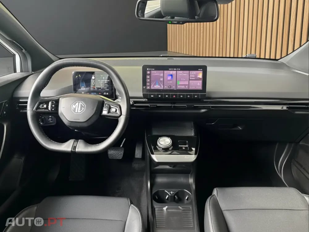 MG MG4 64 kWh Luxury