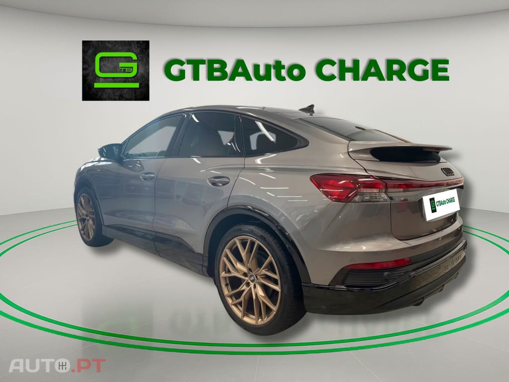 Audi Q4 E-Tron I.V.A DEDUTIVEL 50 quattro