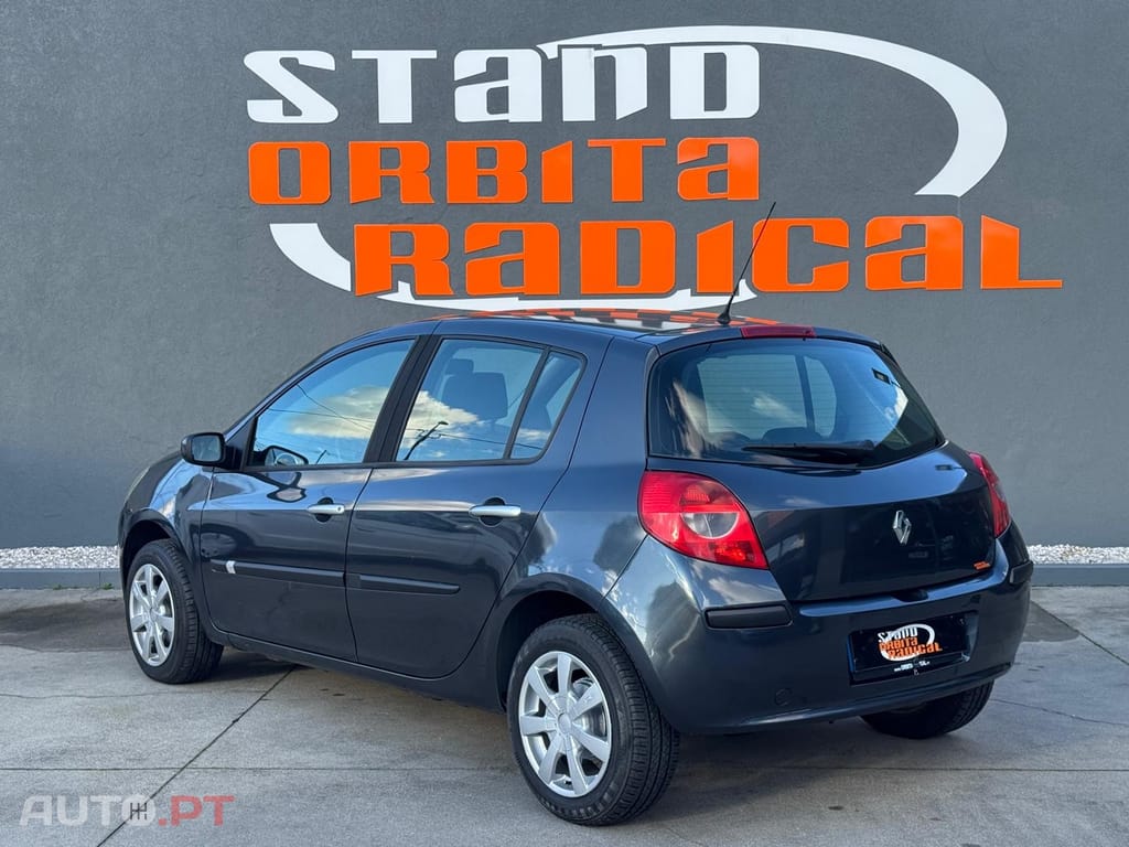 Renault Clio 1.2 16V Confort