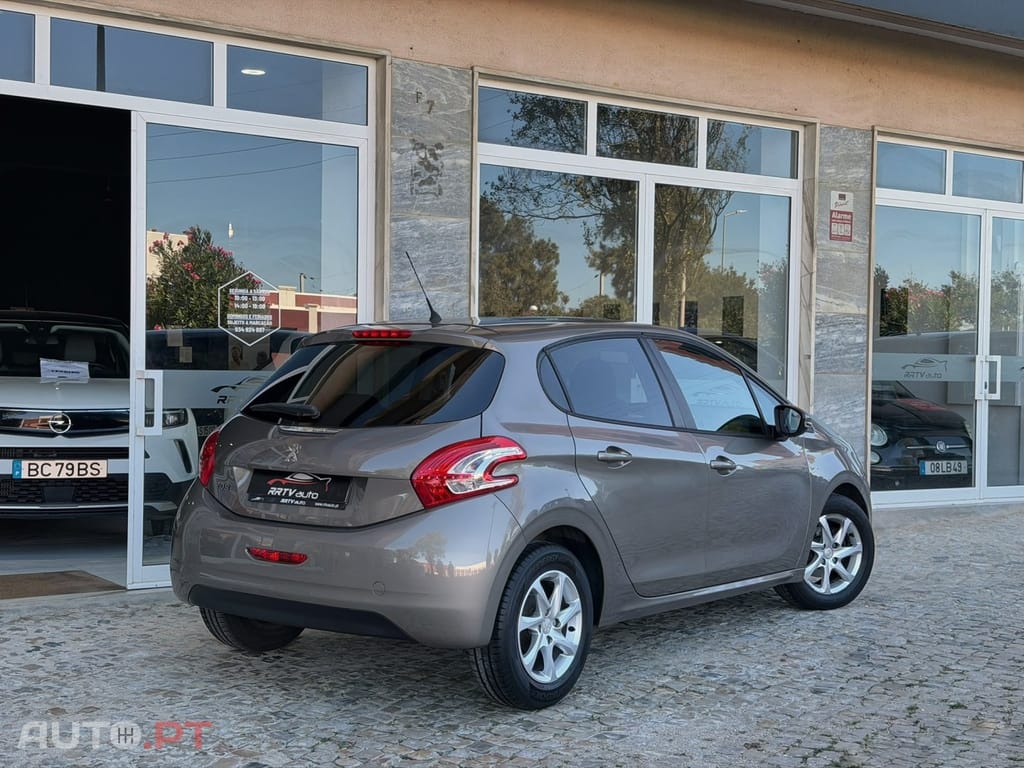 Peugeot 208 1.2 PureTech Access