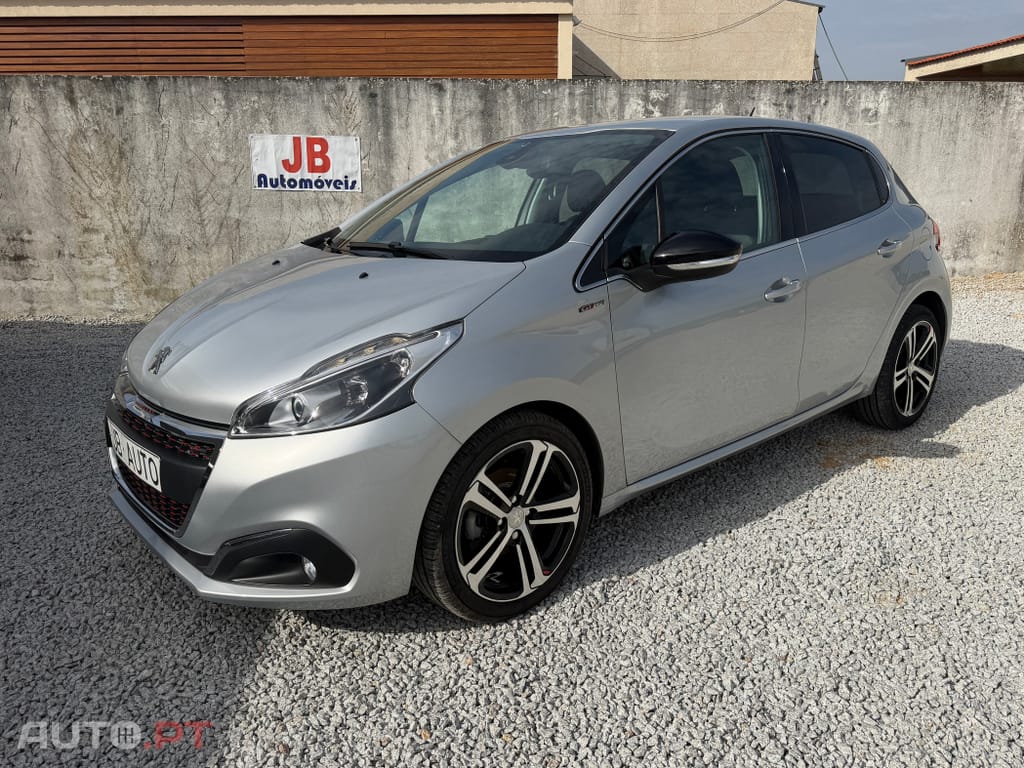 Peugeot 208 1.2 PureTech GT Line