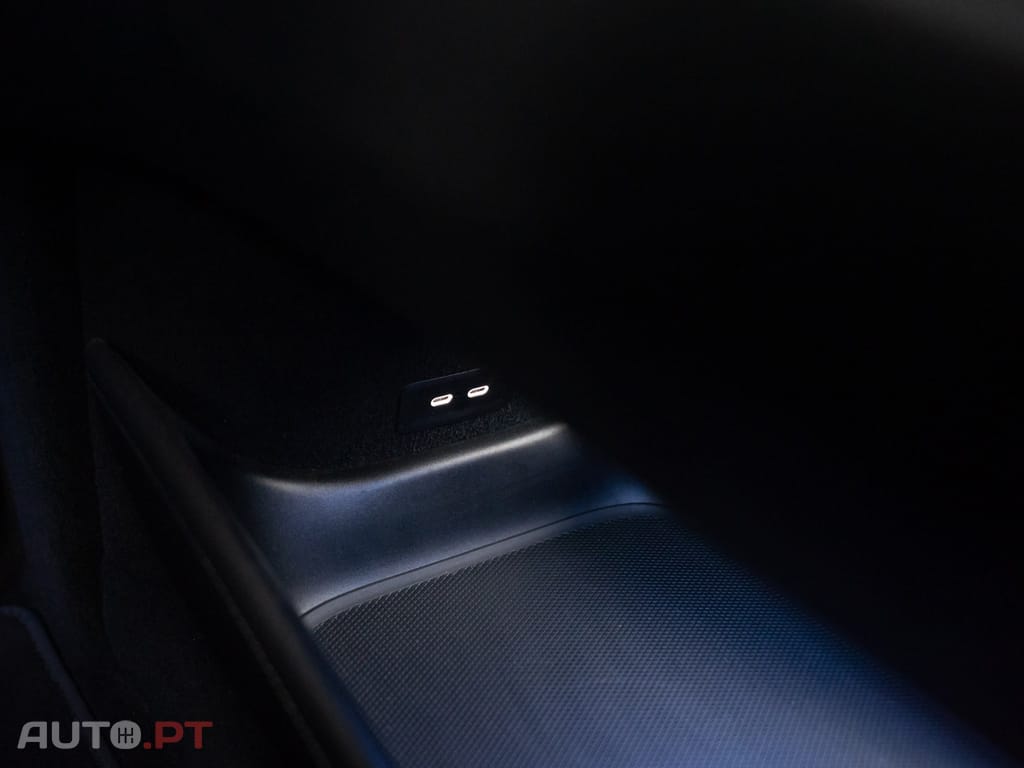 Mercedes-Benz EQE 350+