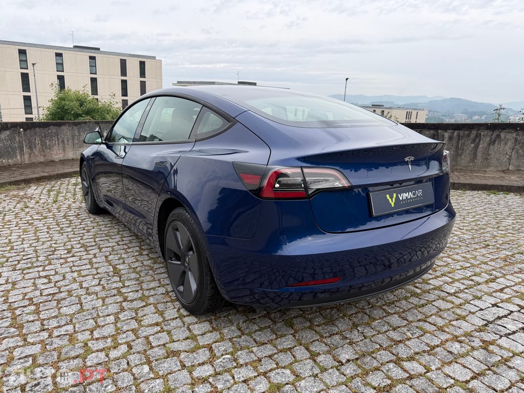 Tesla Model 3 Standard Range Plus RWD
