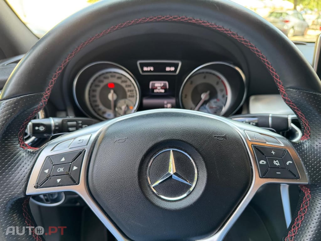 Mercedes-Benz GLA 220 CDi AMG Line 4-Matic