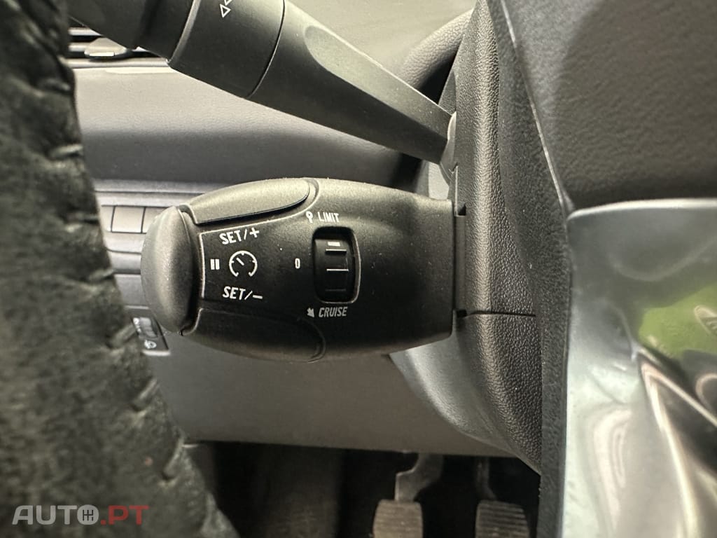 Peugeot 208 1.2 VTi Active