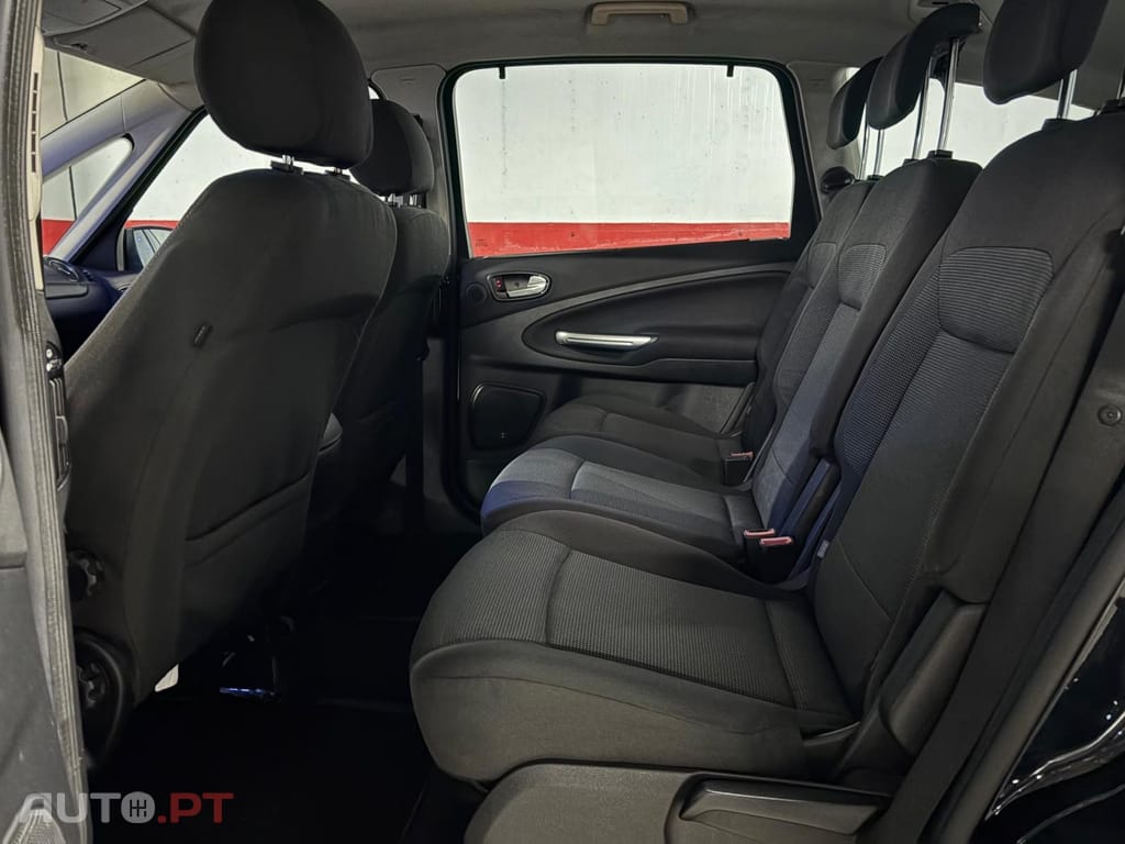 Ford S-Max 1.8 TDCi Titanium 7L