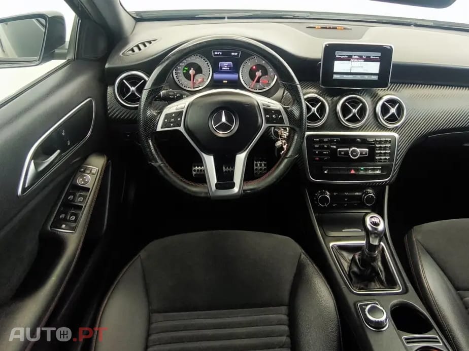 Mercedes-Benz A 180 (BlueEFFICIENCY) AMG Sport