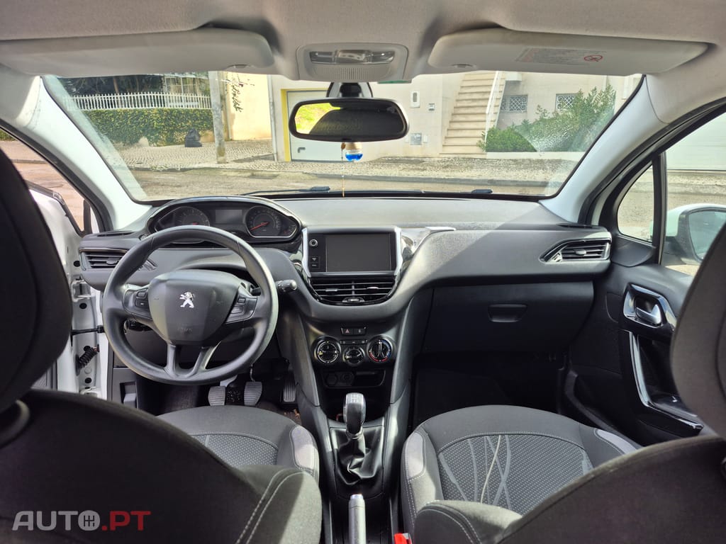 Peugeot 208 Access