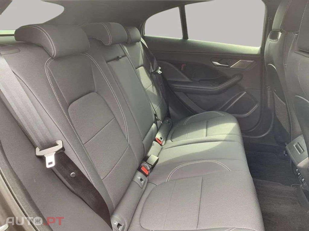 Jaguar I-Pace EV400 S 