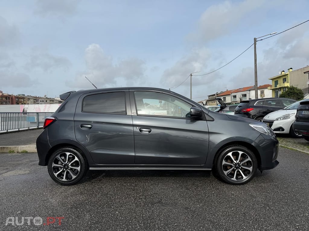 Mitsubishi Space Star 1.2 Intense Connect Edition