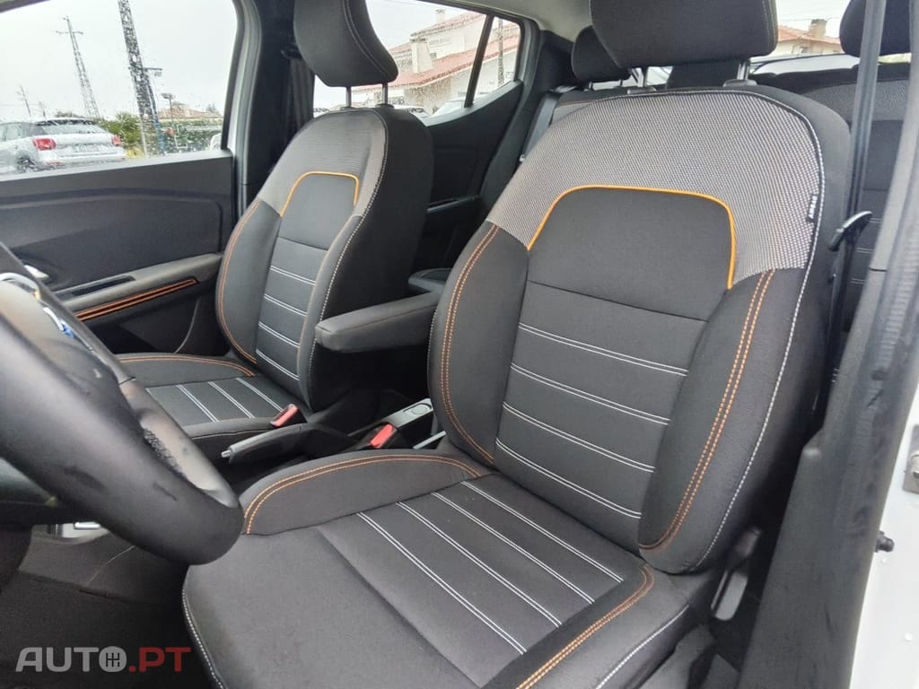 Dacia Sandero Stepway 1.0 TCe Comfort CVT