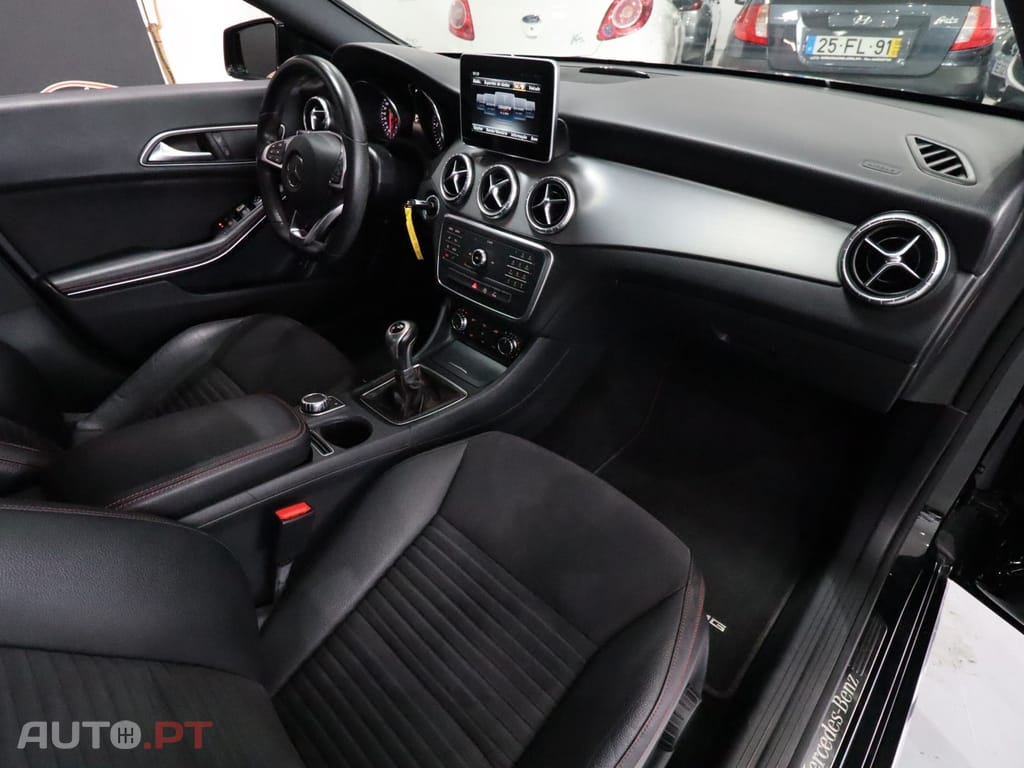 Mercedes-Benz CLA 180 CDi AMG Line