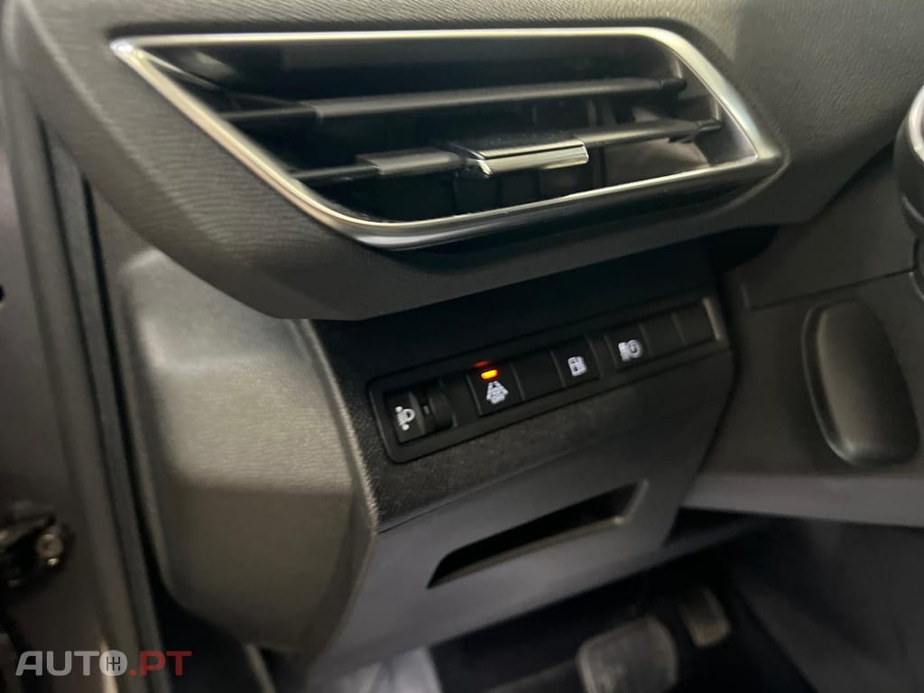 Peugeot 3008 1.6 Hybrid Allure Pack e-EAT8