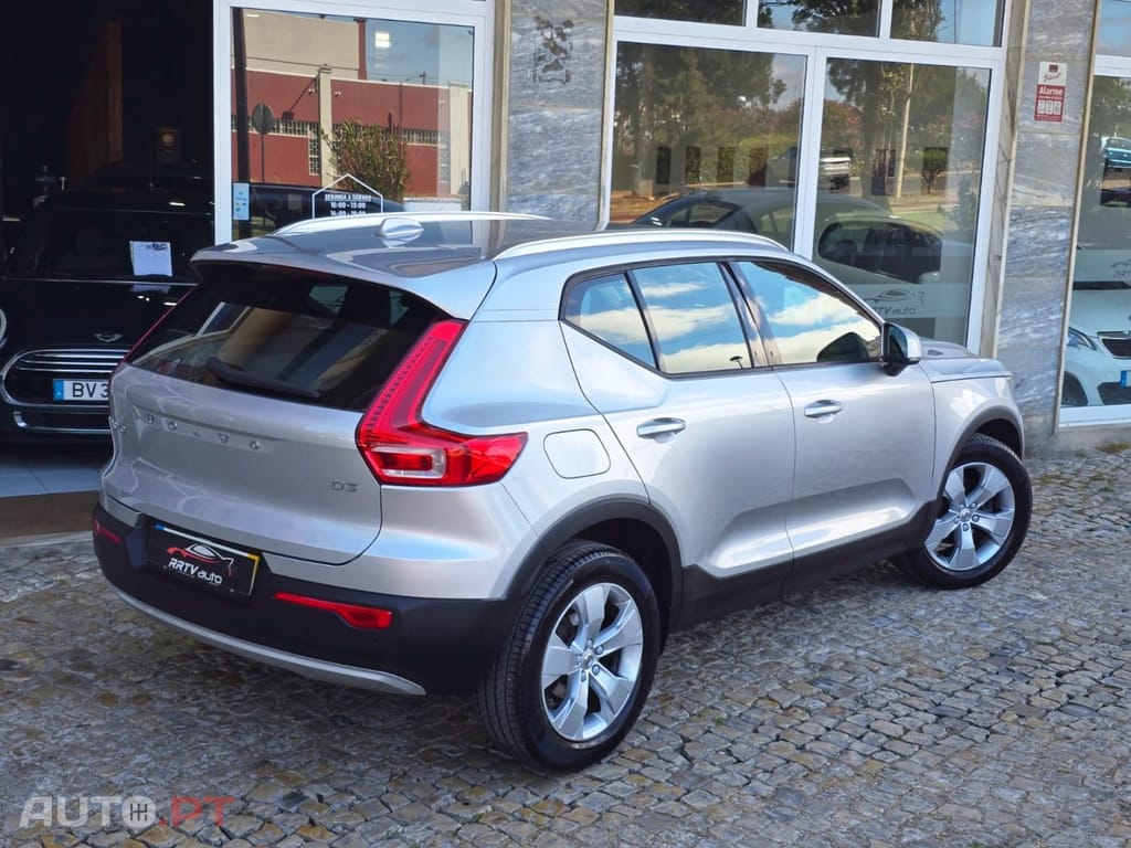 Volvo XC40 2.0 D3 Momentum