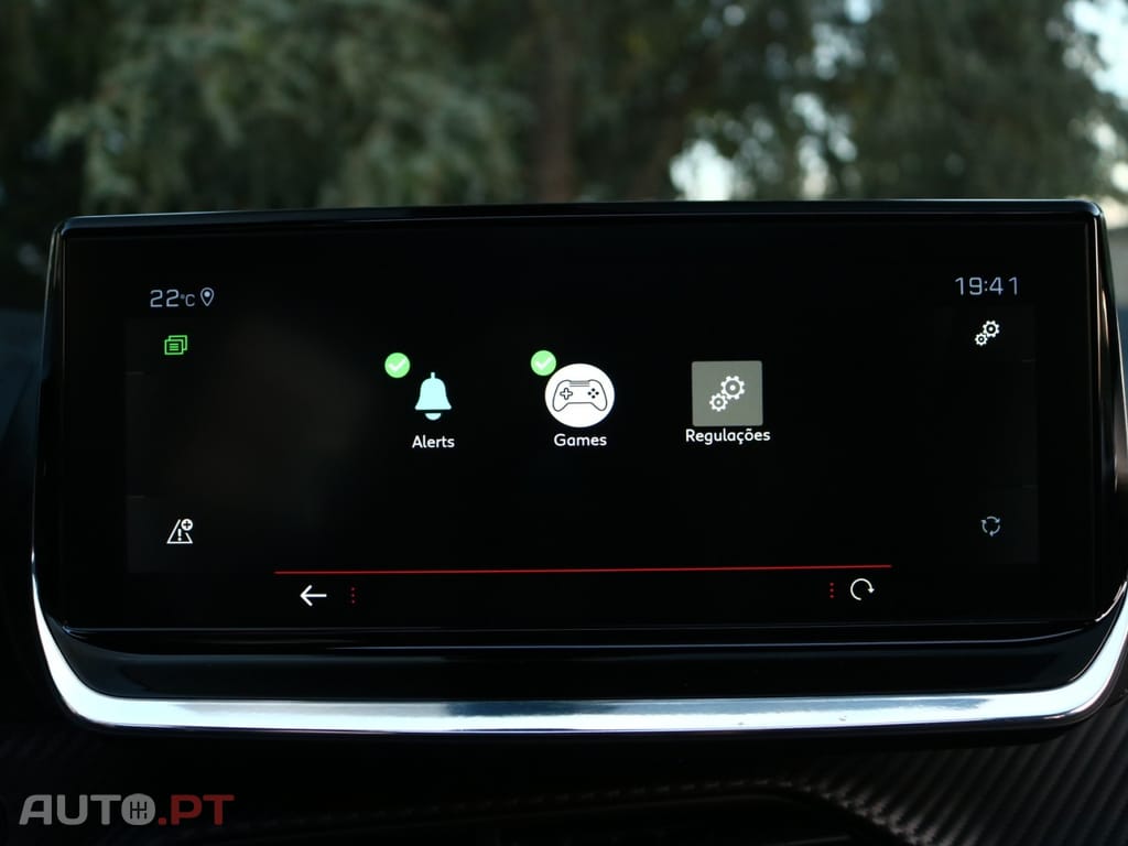Peugeot 2008 1.2 PureTech GT Line EAT8