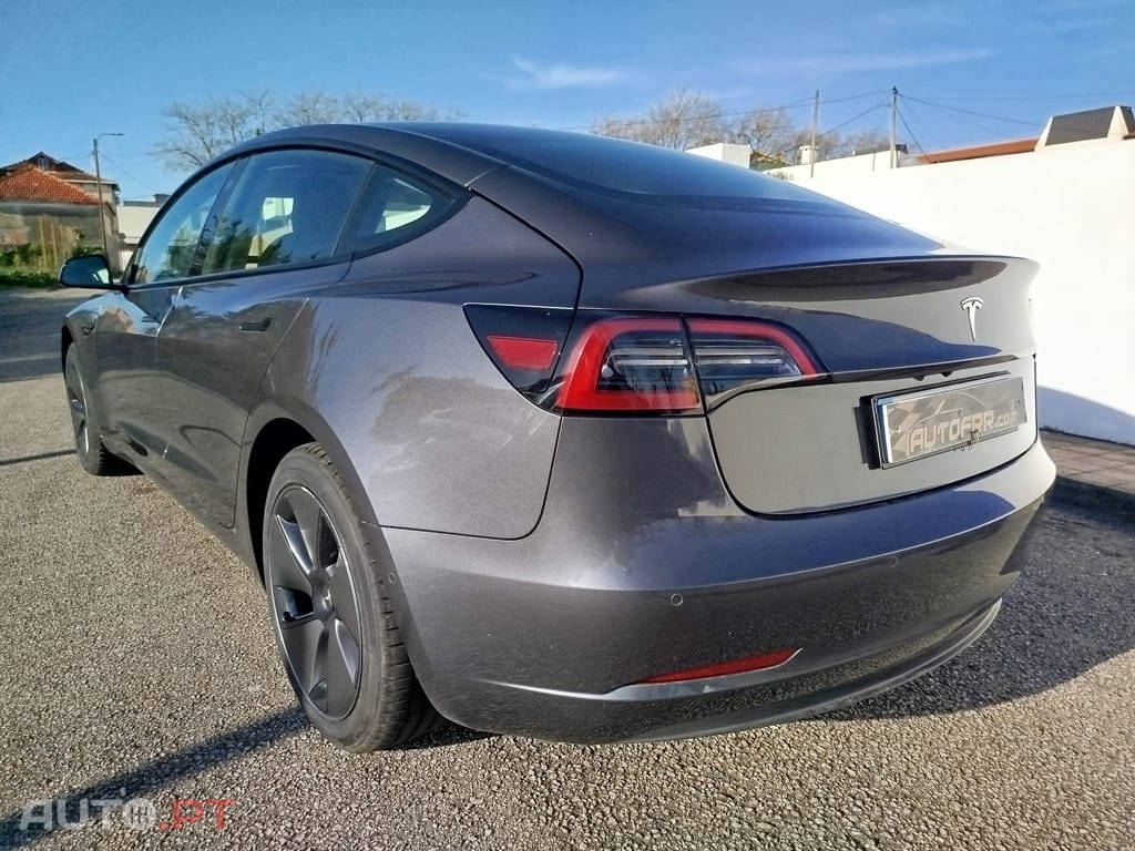 Tesla Model 3 Tração Traseira Premium