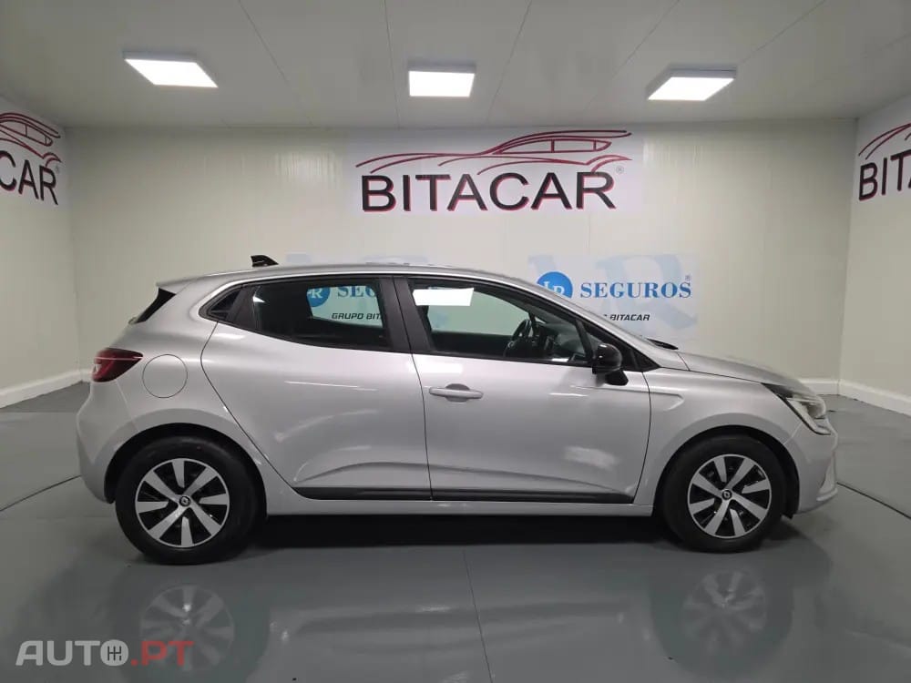 Renault Clio 1.0 TCe Evolution — fotografia 34