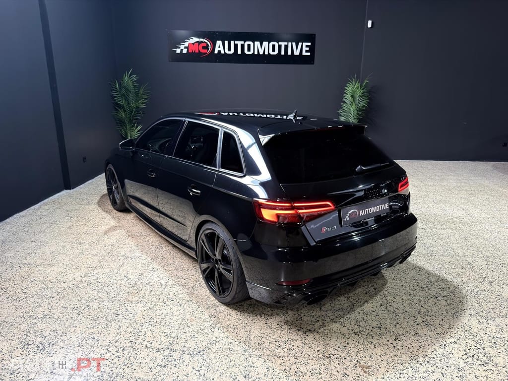 Audi RS3 Sportback 2.5 TFSI quattro S tronic