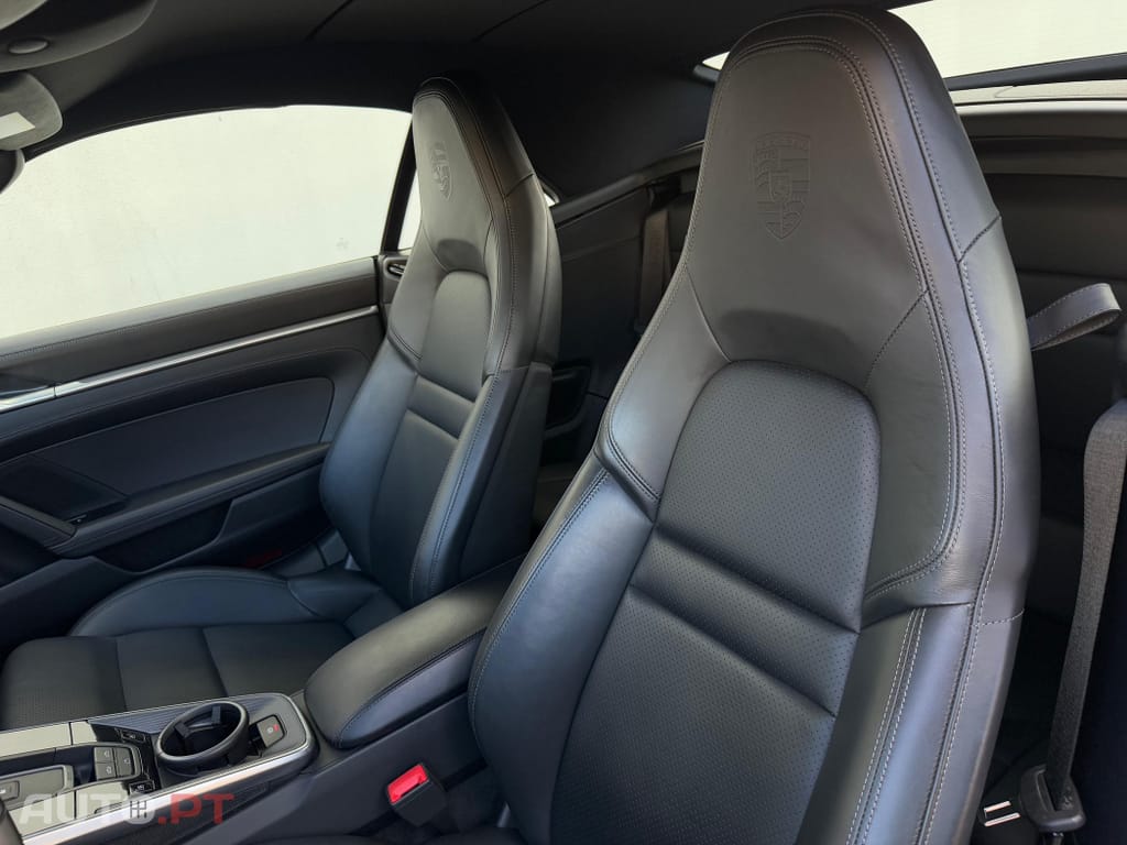 Porsche 992 Carrera 4S PDK