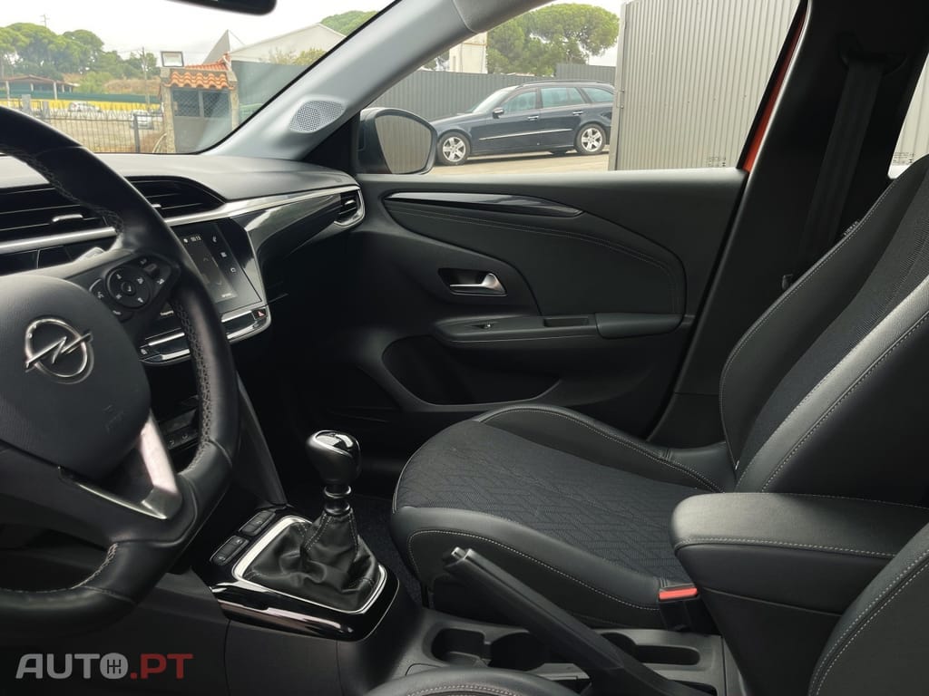 Opel Corsa 1.2 T Elegance