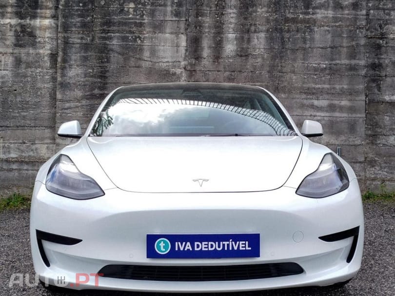 Tesla Model 3 Standard Range Plus RWD