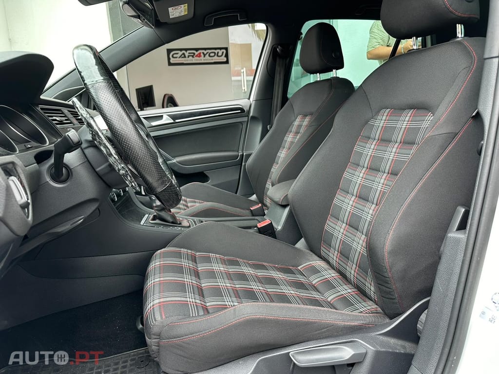 Volkswagen Golf 2.0 TSi GTi DSG