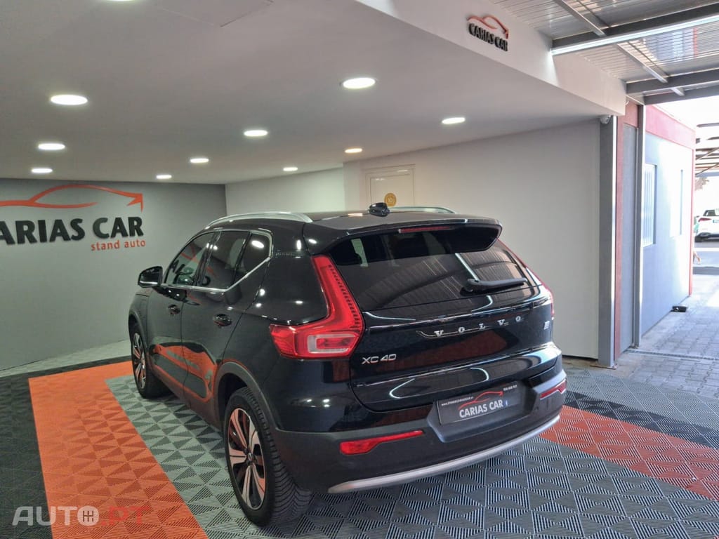 Volvo XC40 1.5 T4 Recharge Start