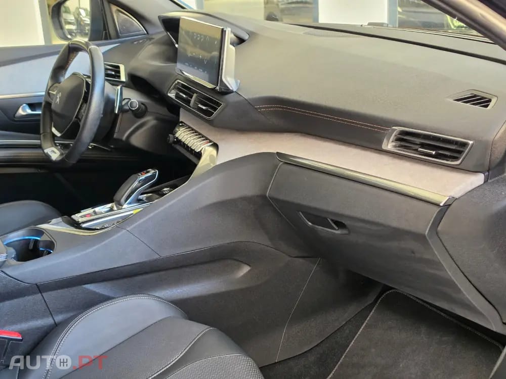 Peugeot 3008 1.6 Hybrid GT Pack e-EAT8