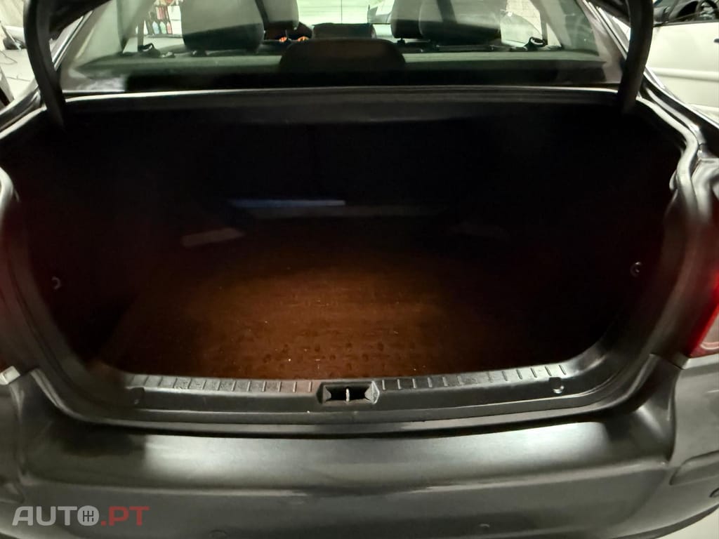 Toyota Avensis 2.0 D-4D Sedan de 2006