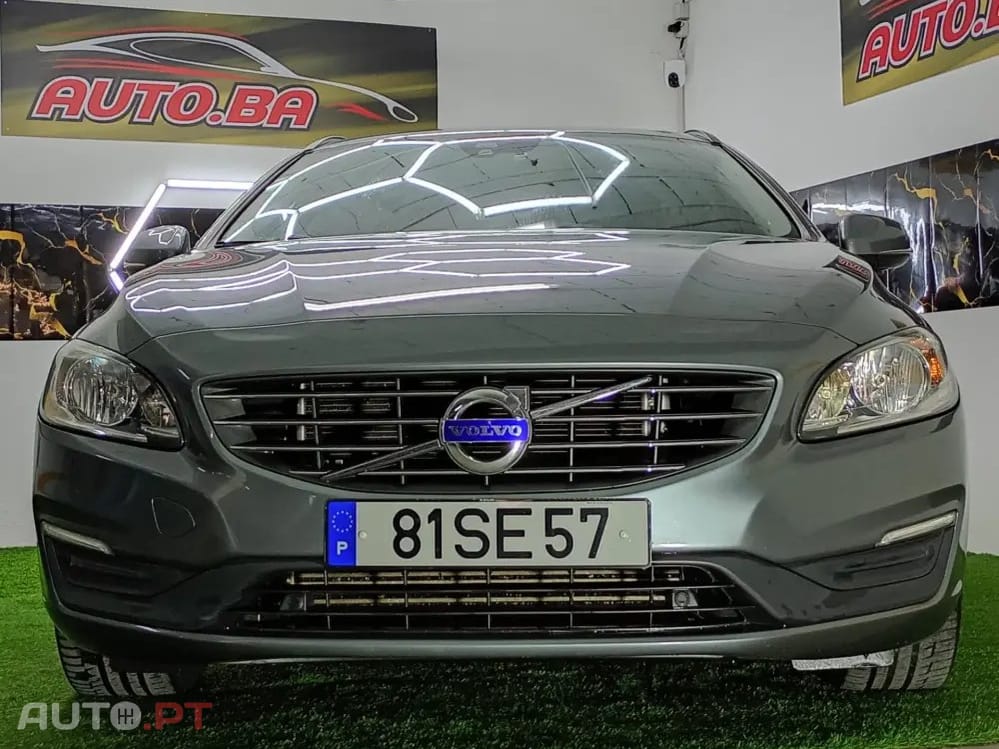 Volvo V60 2.0 D2 R-Design Momentum