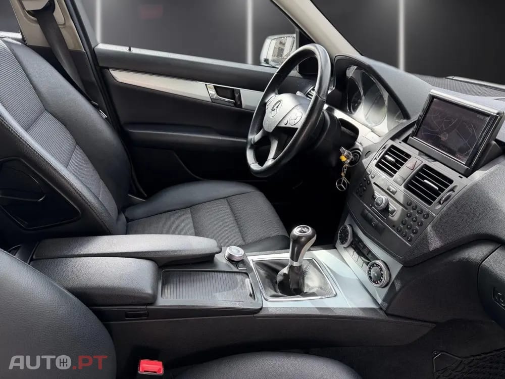 Mercedes-Benz C 220 CDI Avantgarde BlueEfficiency