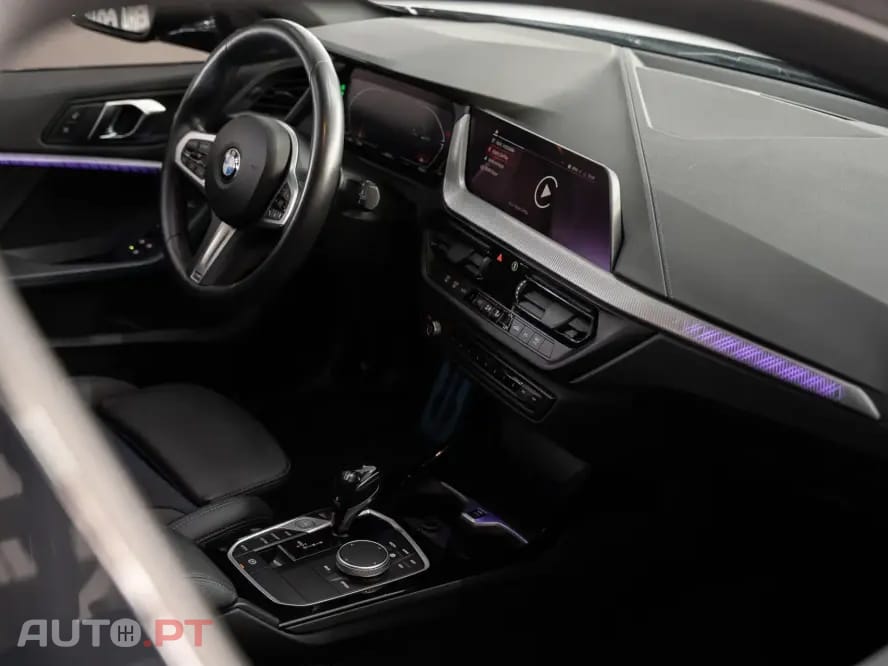 BMW 116 d Pack Desportivo M Auto
