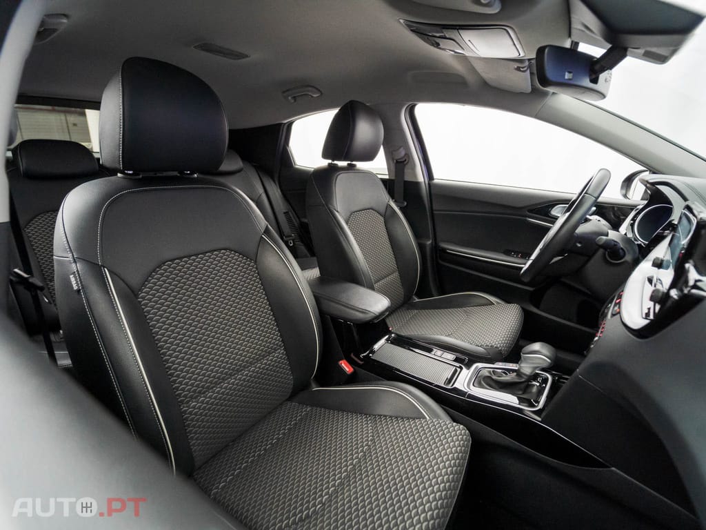 Kia Xceed 1.6 GDi PHEV Drive