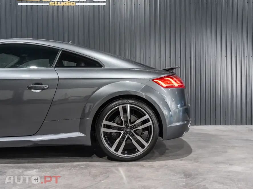 Audi TT 2.0 TFSI quattro S tronic