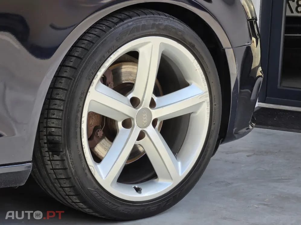 Audi A4 2.7 TDI V6 S-line Multitronic