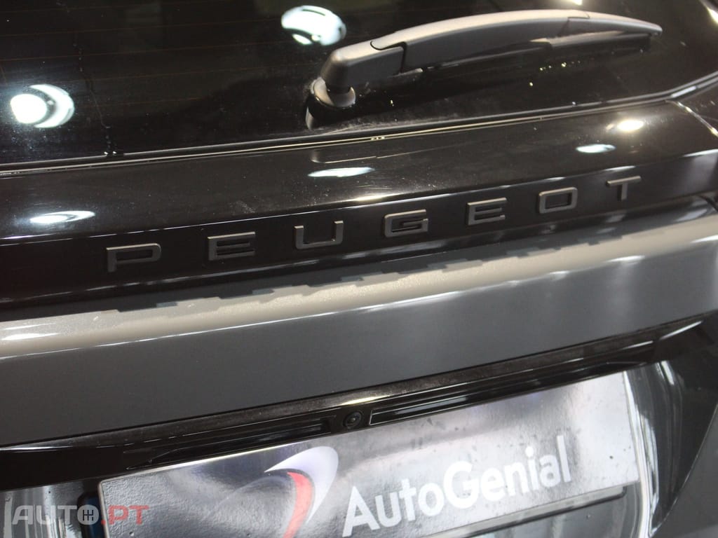 Peugeot 2008 1.2 PureTech Allure Pack EAT8