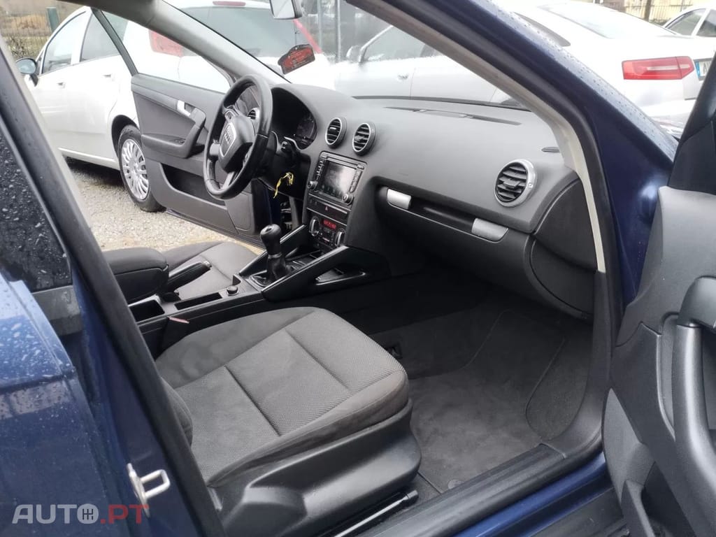 Audi A3 Sportback 1.6 TDI Attraction