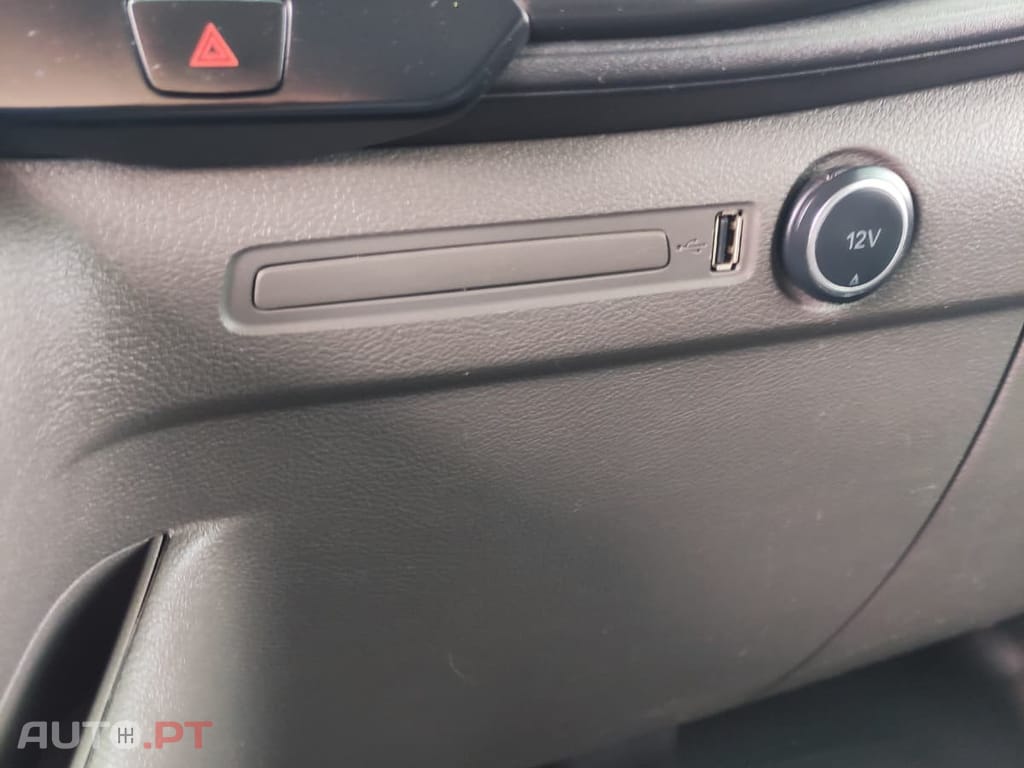 Ford Transit Custom 250L1 2.0 TDCi H1-Tecto Baixo Ambiente