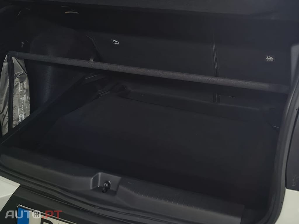Citroën C3 Aircross 1.2 PureTech Plus — fotografia 18