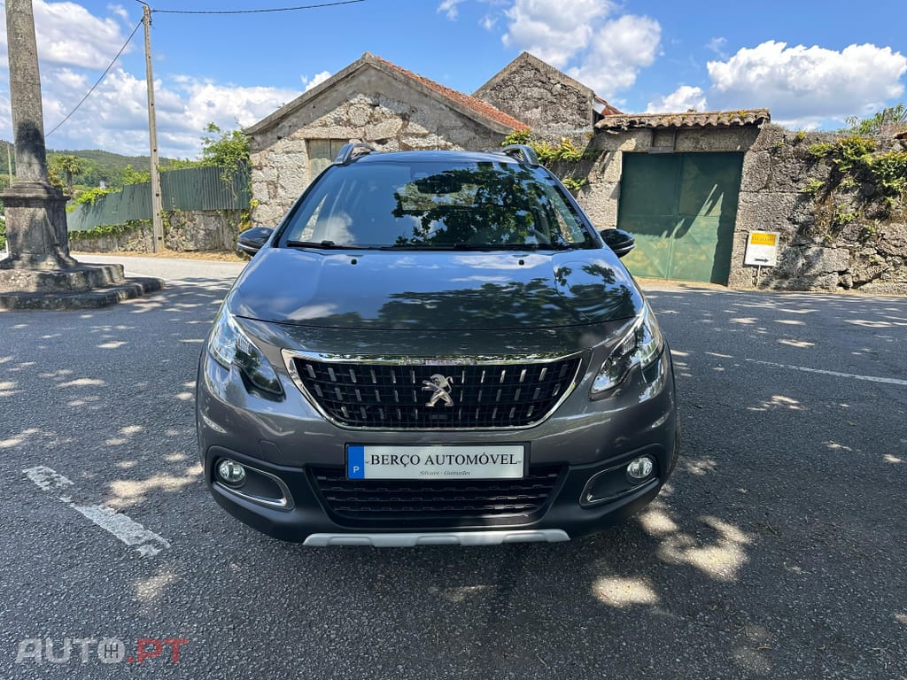 Peugeot 2008 1.2 PureTech Allure EAT6