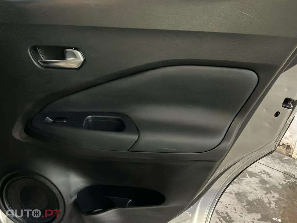 Nissan Juke 1.0 DIG-T N-Connecta