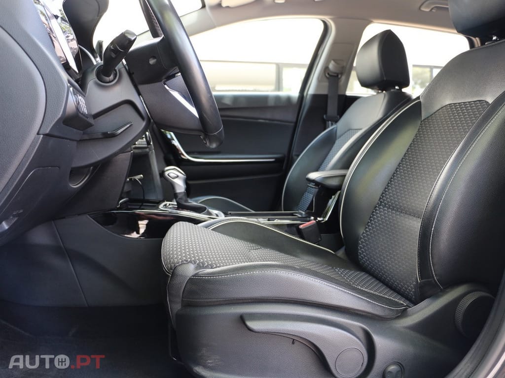 Kia Ceed SW 1.6 GDi PHEV Tech 6DCT