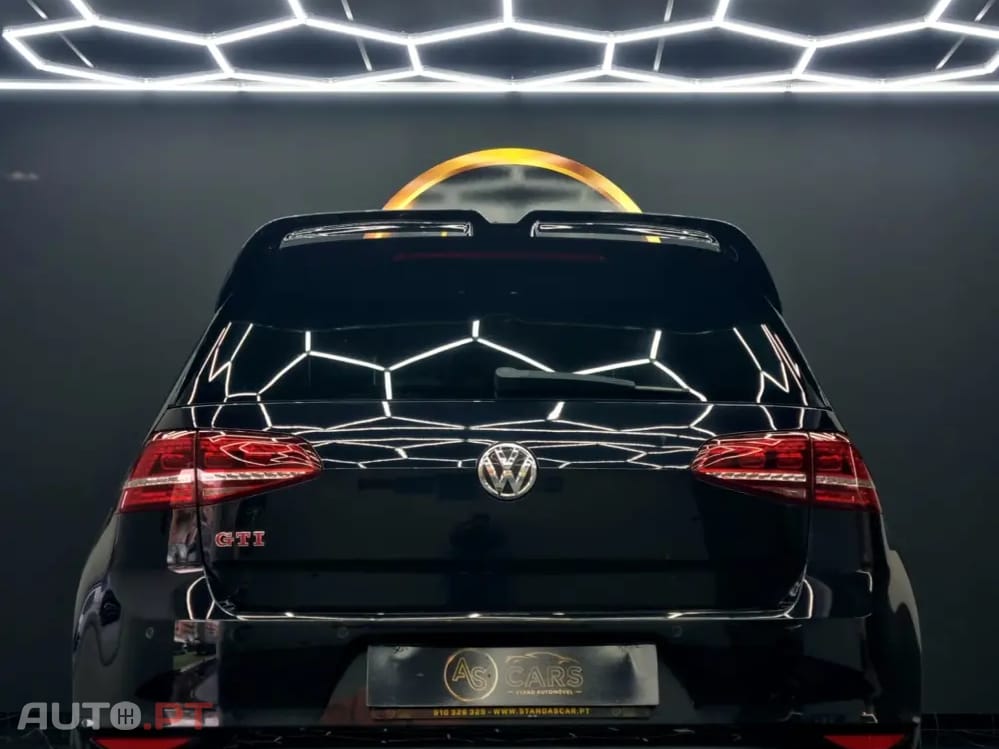 Volkswagen Golf VII GTI PERFORMANCE