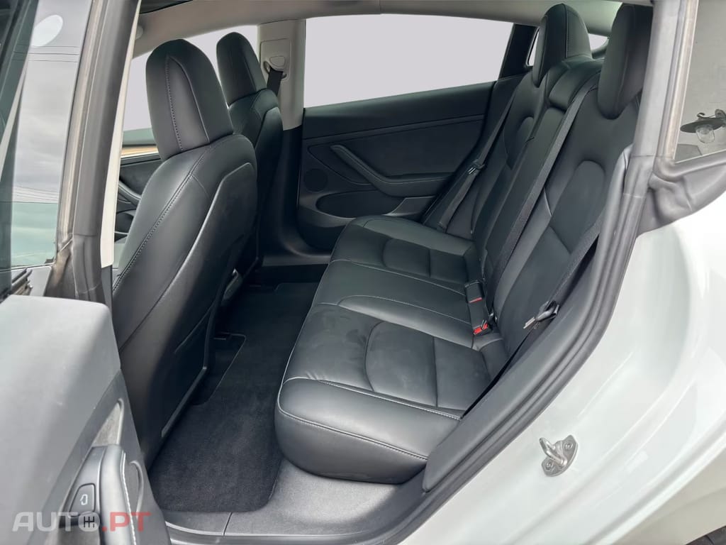 Tesla Model 3  Long Performance Dual I.V.A DEDUTÍVEL