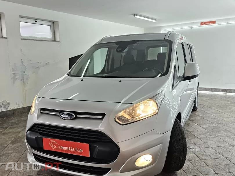 Ford Tourneo Grand 1.5 TDCi Active